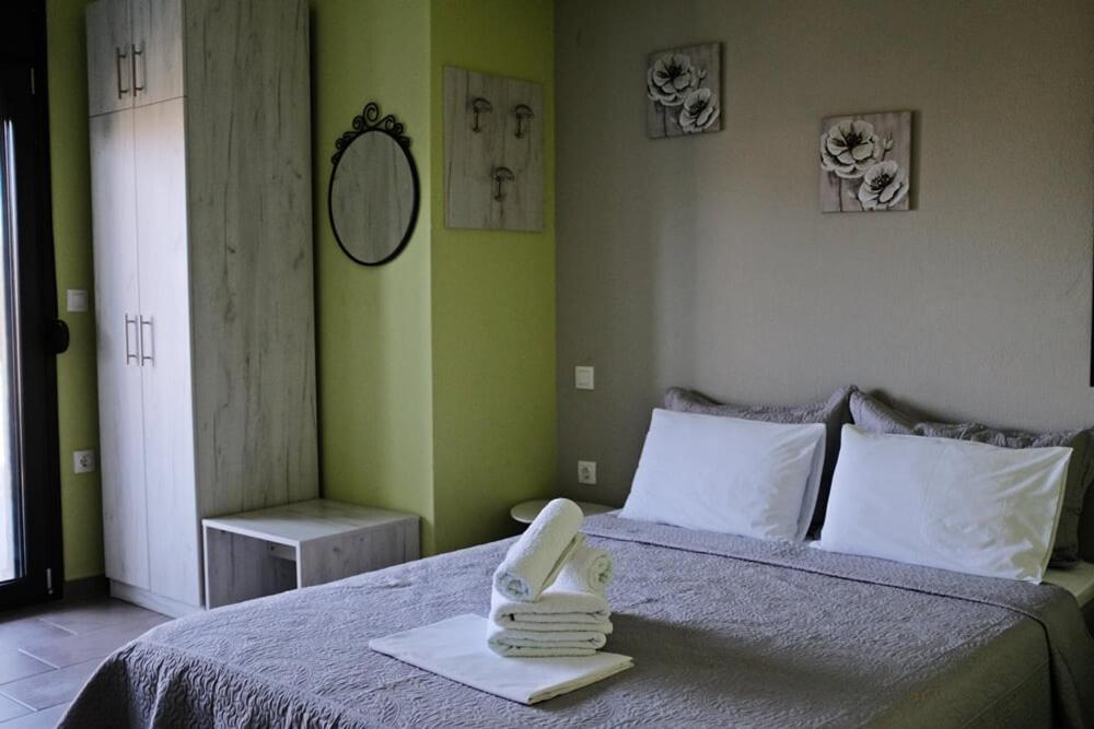 Ff Apartments Nikiti  Bagian luar foto