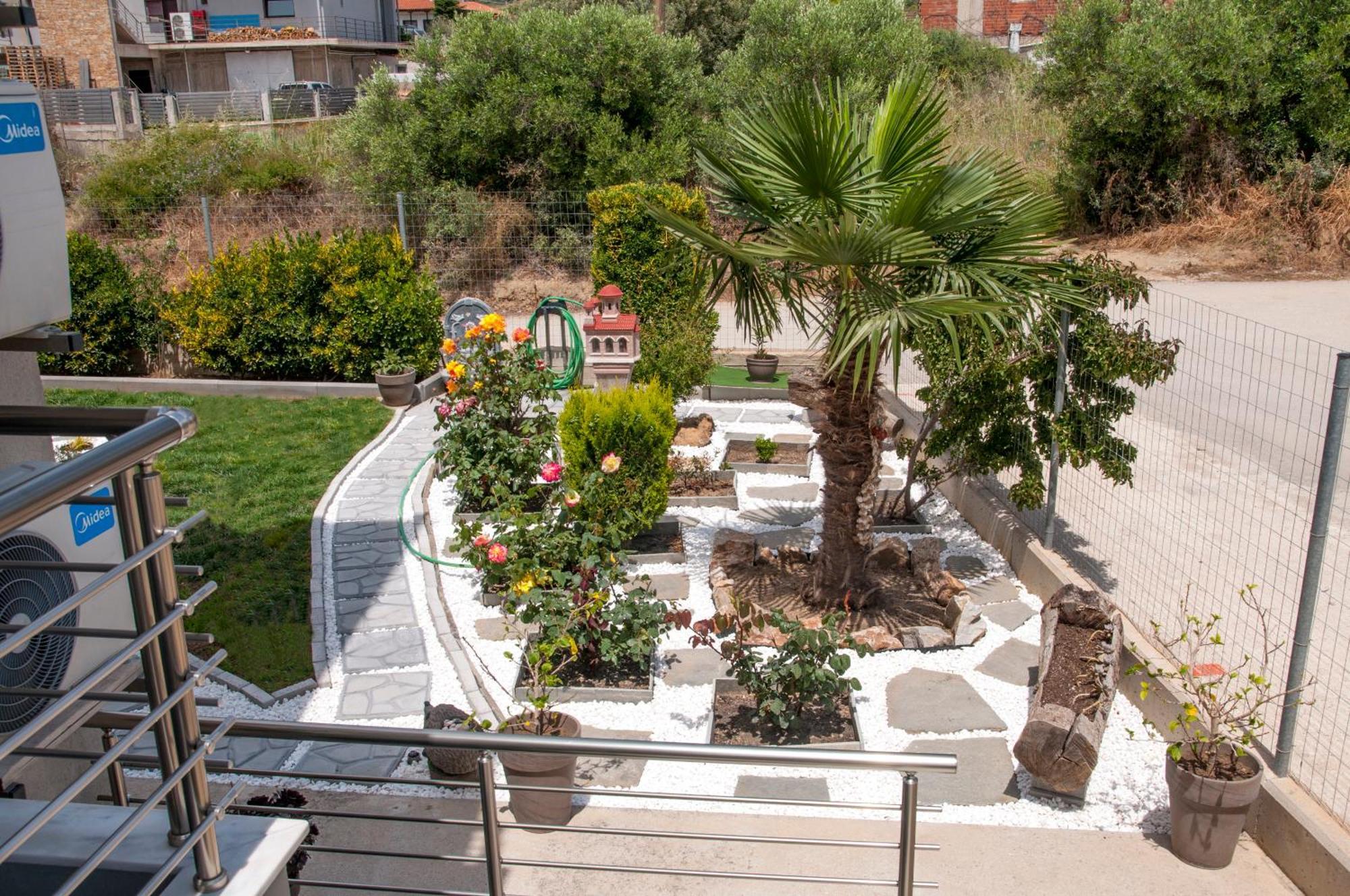 Ff Apartments Nikiti  Bagian luar foto